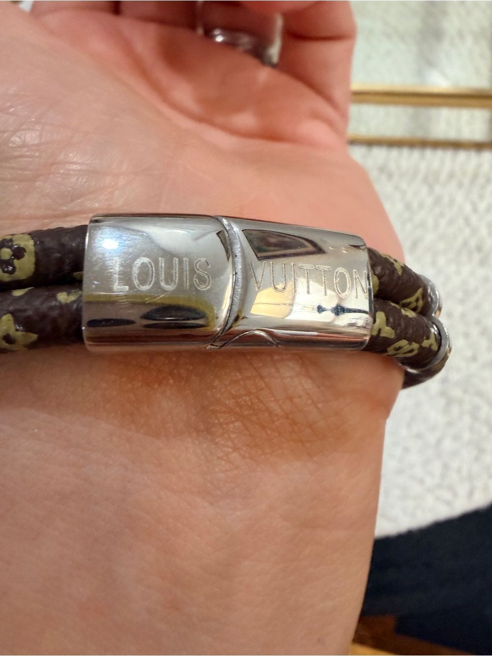 Brown Monogram Wrap Bracelet c/ Silver Padlock Magnetic Closure Size 7.5 - NEW